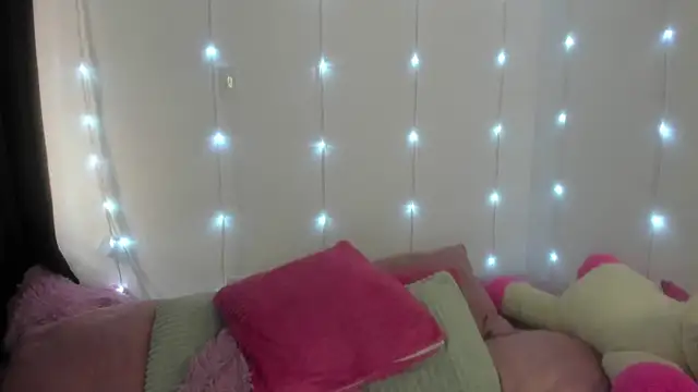 Danna Myst online show from 07-10-26, 04:18