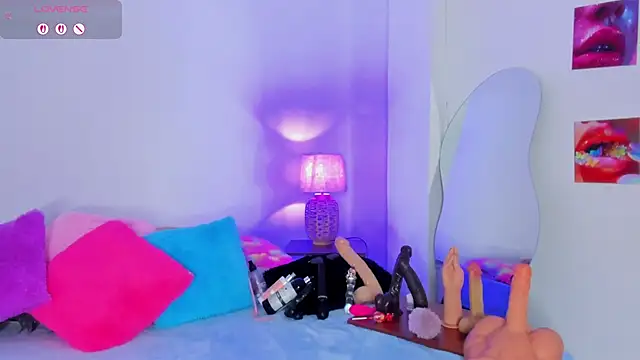 naomy 68 online show from 11-05-25, 03:09