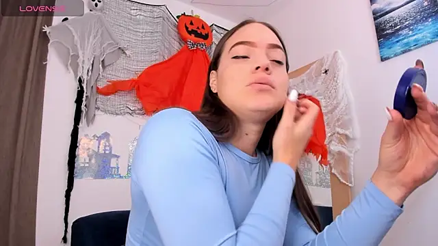 Baby Asshley online show from 10-24-25, 05:23