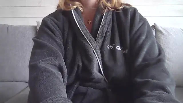 sizha6 online show from 10-23-25, 08:24