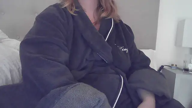 sizha6 online show from 10-27-25, 07:42