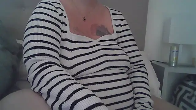 sizha6 online show from 11-19-25, 10:59