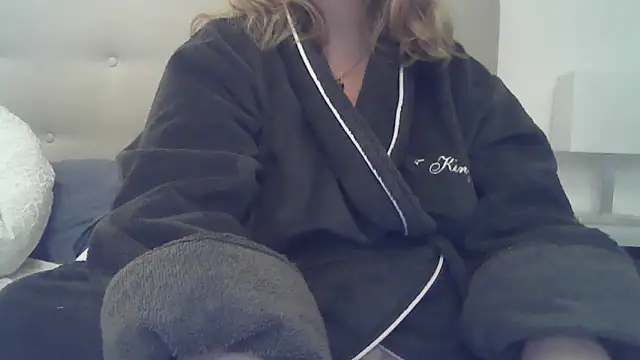 sizha6 online show from 11-11-25, 10:43