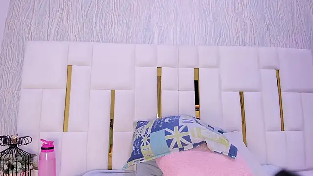 hillary uckerman  online show from 01-12-26, 11:39