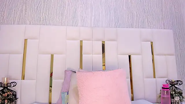 hillary uckerman  online show from 11-11-25, 11:16