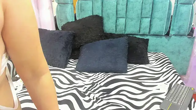 Snapshot of ARTEMISAKIM chatting on 03-01-26, 02:00 ARTEMISAKIM online show from 03-01-26, 02:00