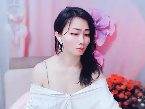 adelamiller online show from 12-23-25, 01:49