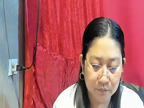 Snapshot of hotchubby88 chatting on 05-11-26, 06:37 hotchubby88 online show from 05-11-26, 06:37