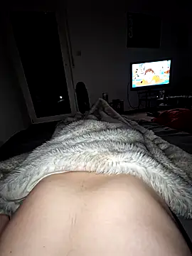 Snapshot of DerechteJunge chatting on 10-13-25, 01:51 DerechteJunge online show from 10-13-25, 01:51