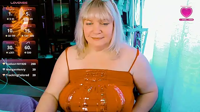 FlowerButterf online show from 10-16-25, 07:16