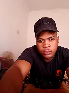 bosszonke123 online show from 04-18-26, 07:33