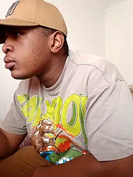 bosszonke123 online show from 05-08-26, 07:23