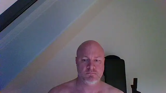 Snapshot of Lucifer29cm chatting on 10-05-25, 02:46 Lucifer29cm online show from 10-05-25, 02:46