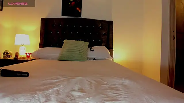 Skay Hot online show from 09-25-25, 11:22