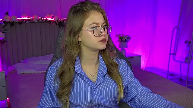 EveMundie online show from 11-28-25, 10:37