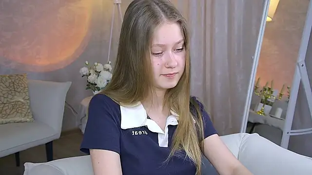 EveMundie online show from 04-01-26, 12:17