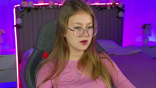 EveMundie online show from 11-08-25, 12:31