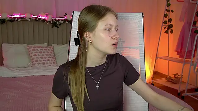 EveMundie online show from 03-17-26, 11:24