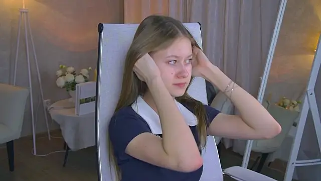 EveMundie online show from 02-11-26, 06:46