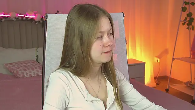 EveMundie online show from 04-11-26, 09:46