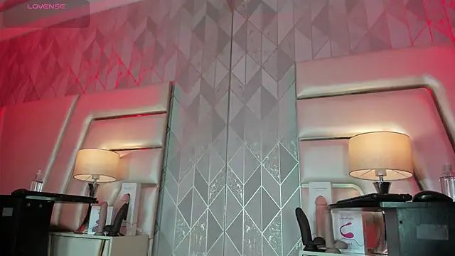 AnahisBennett online show from 11-02-25, 11:59