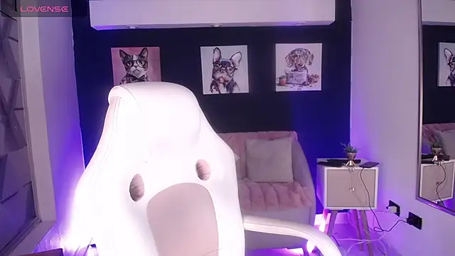 Snapshot of LoreleyNovoa chatting on 03-03-26, 03:35 LoreleyNovoa online show from 03-03-26, 03:35