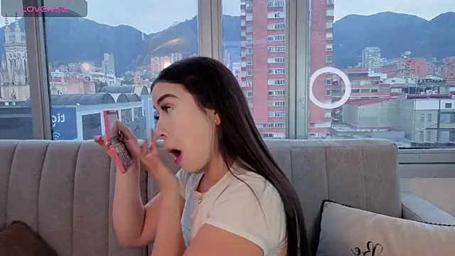 Snapshot of Ivanna_West chatting on 04-06-26, 11:44 Ivanna West online show from 04-06-26, 11:44