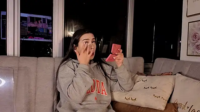 Ivanna West online show from 12-04-25, 10:03