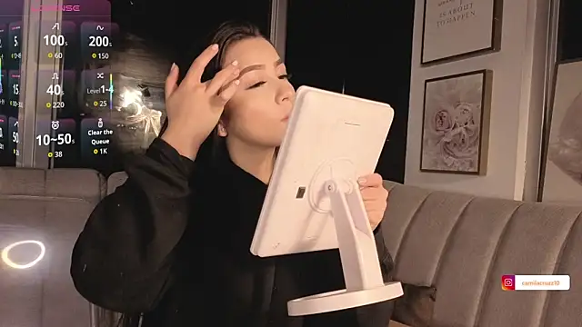 Ivanna West online show from 11-13-25, 10:08