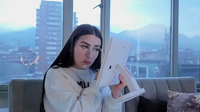 Ivanna West online show from 12-01-25, 11:44