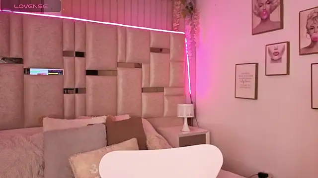 Ivanna West online show from 02-22-26, 04:26