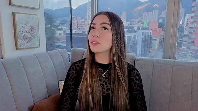 Snapshot of Ivanna_West chatting on 04-19-26, 01:01 Ivanna West online show from 04-19-26, 01:01