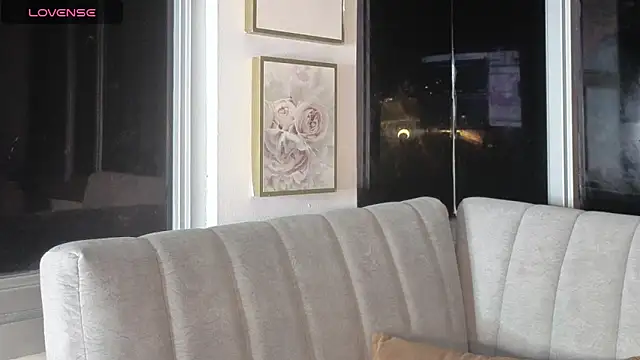 Snapshot of Ivanna_West chatting on 04-17-26, 09:56 Ivanna West online show from 04-17-26, 09:56