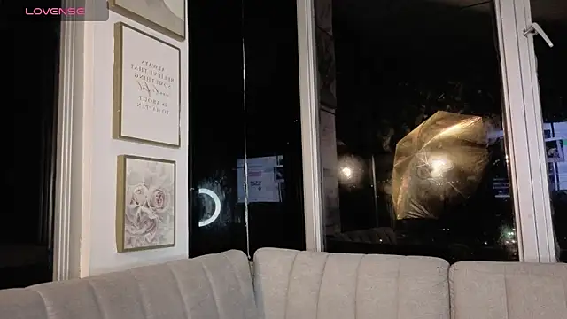 Snapshot of Ivanna_West chatting on 04-07-26, 09:55 Ivanna West online show from 04-07-26, 09:55