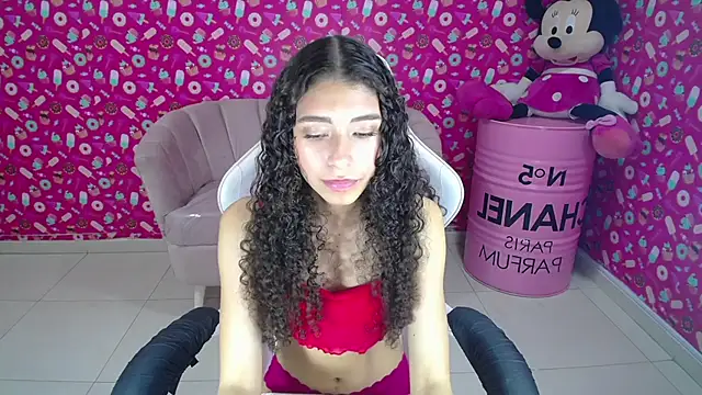 danatella a online show from 02-21-25, 08:05
