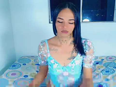 cherry crushx online show from 12-21-25, 04:03