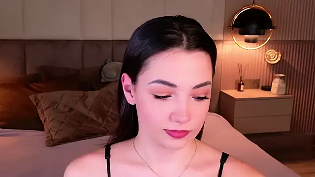 Alice Deleon online show from 10-16-25, 06:32