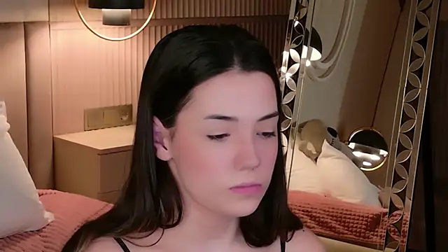 Alice Deleon online show from 02-08-26, 12:03