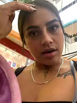 Snapshot of Emily_sharlot chatting on 10-30-25, 09:01 Emily sharlot online show from 10-30-25, 09:01