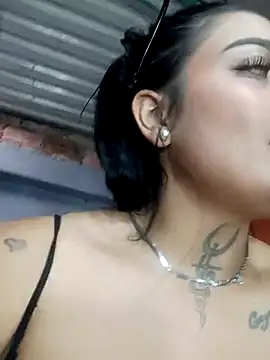 Snapshot of Emily_sharlot chatting on 03-18-25, 09:56 Emily sharlot online show from 03-18-25, 09:56