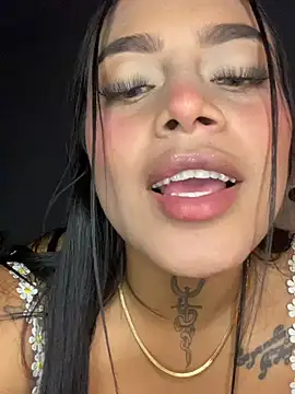 Snapshot of Emily_sharlot chatting on 02-17-26, 06:54 Emily sharlot online show from 02-17-26, 06:54