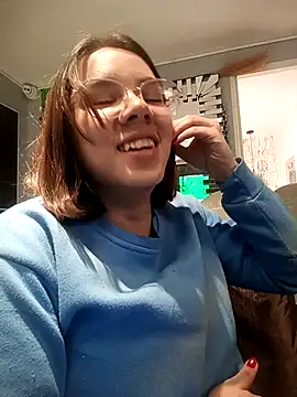 Snapshot of EmmaSulivan chatting on 10-12-25, 02:35 EmmaSulivan online show from 10-12-25, 02:35