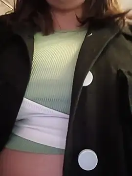 Snapshot of EmmaSulivan chatting on 04-22-26, 11:50 EmmaSulivan online show from 04-22-26, 11:50