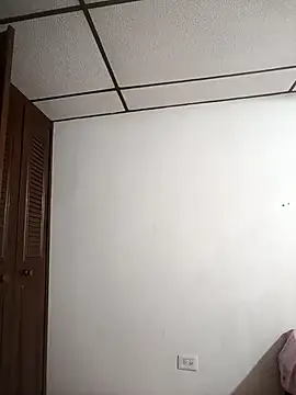 EmmaSulivan online show from 12-18-25, 10:19