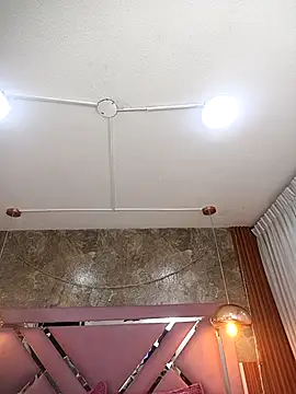 EmmaSulivan online show from 11-12-25, 12:20