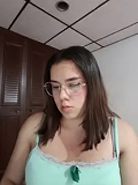 EmmaSulivan online show from 02-20-26, 10:22