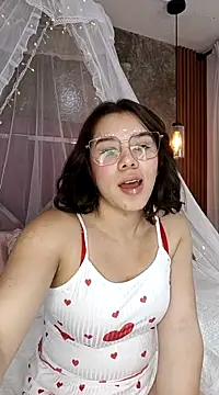 Snapshot of EmmaSulivan chatting on 03-01-25, 02:55 EmmaSulivan online show from 03-01-25, 02:55