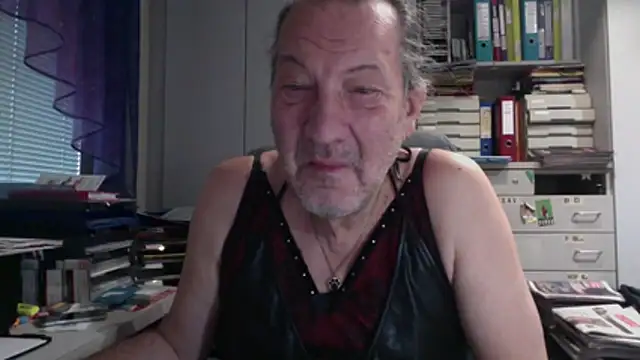 HMStraps01 online show from 12-02-25, 10:28