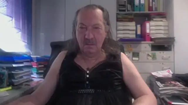 HMStraps01 online show from 02-25-26, 07:08