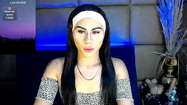 Snapshot of Iris_Gill chatting on 02-27-25, 01:52 Iris Gill online show from 02-27-25, 01:52